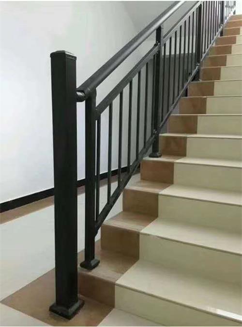 143247217.jpg